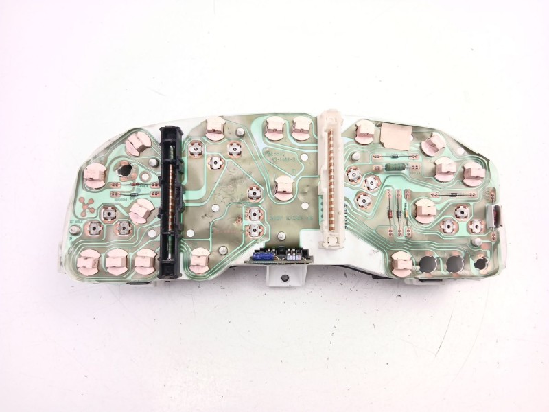 Recambio de cuadro instrumentos para ford mondeo ii sedán (bfp) 1.8 td referencia OEM IAM 98BP10C956HB  95BP10841B