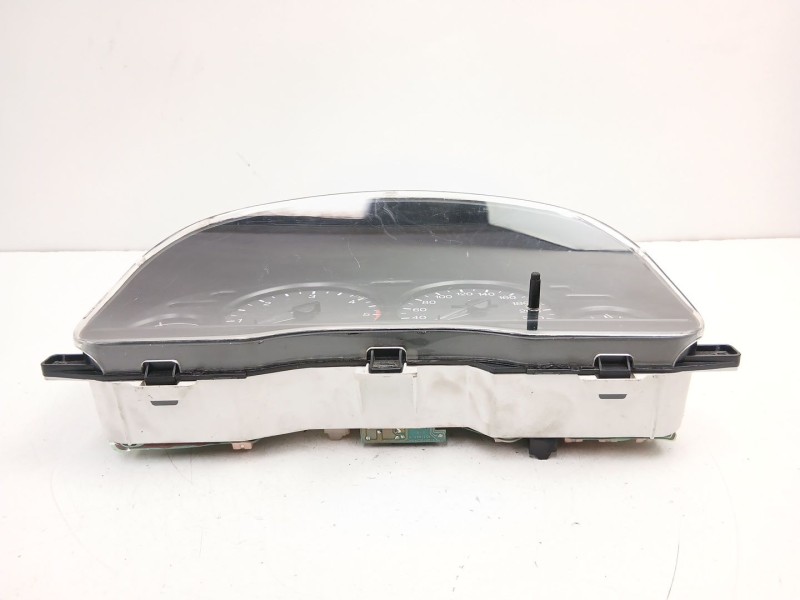 Recambio de cuadro instrumentos para ford mondeo ii sedán (bfp) 1.8 td referencia OEM IAM 98BP10C956HB  95BP10841B