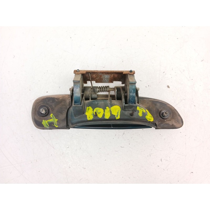 Recambio de manilla trasera izquierda para ford mondeo ii sedán (bfp) 1.8 td referencia OEM IAM 93BBF26601AR  