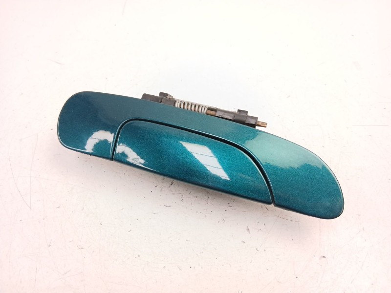 Recambio de manilla trasera derecha para ford mondeo ii sedán (bfp) 1.8 td referencia OEM IAM 93BBF26600AR  