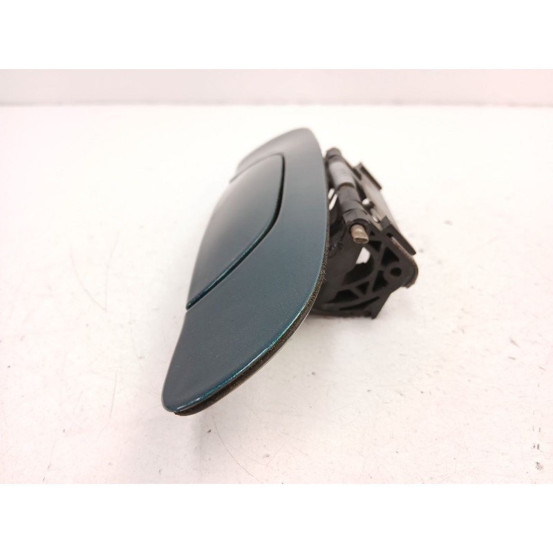 Recambio de manilla trasera derecha para ford mondeo ii sedán (bfp) 1.8 td referencia OEM IAM 93BBF26600AR  