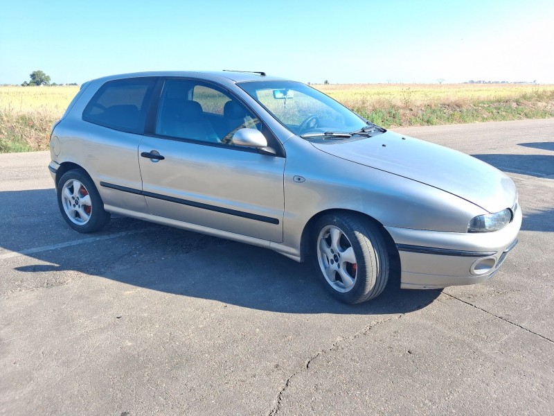 fiat bravo i (182_) del año 2000