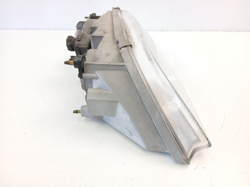 Recambio de faro izquierdo para daewoo aranos 2.0 referencia OEM IAM 96179918  