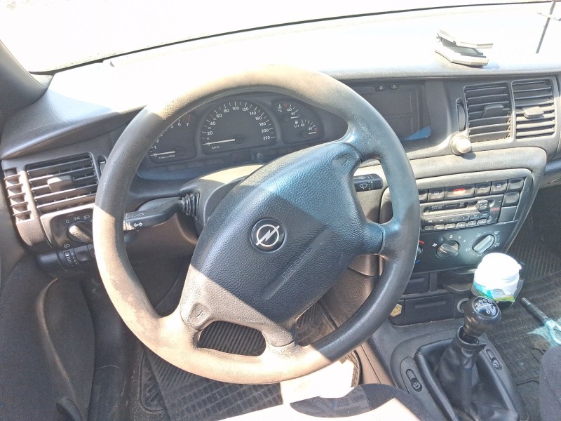 opel vectra b (j96) del año 1998