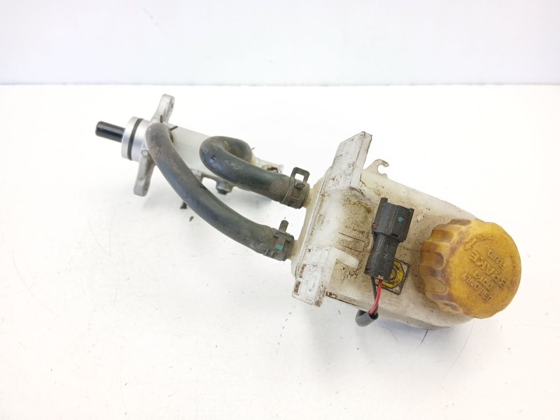 Recambio de bomba de freno para daewoo tacuma (u100) 1.6 referencia OEM IAM 96345729  