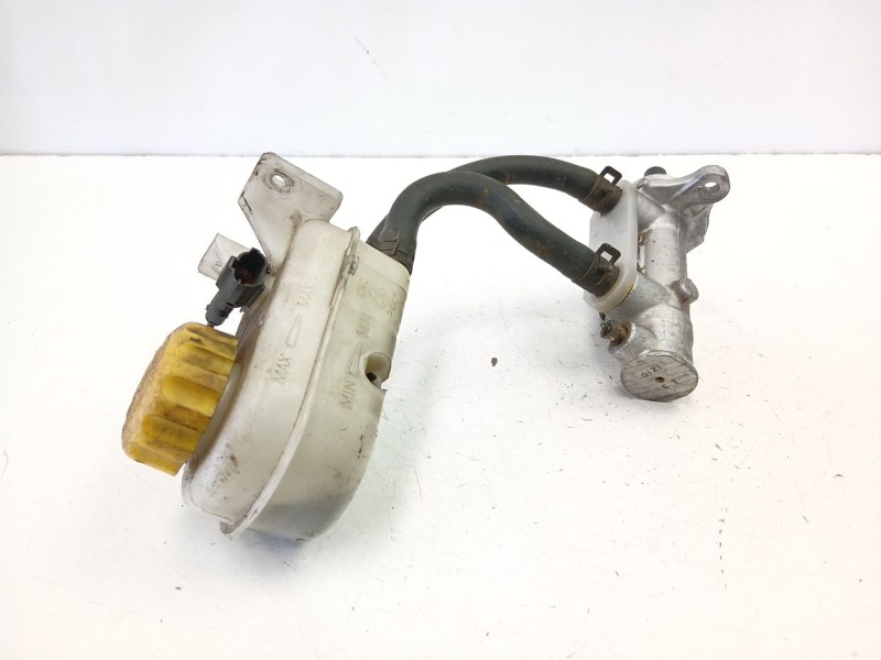 Recambio de bomba de freno para daewoo tacuma (u100) 1.6 referencia OEM IAM 96345729  