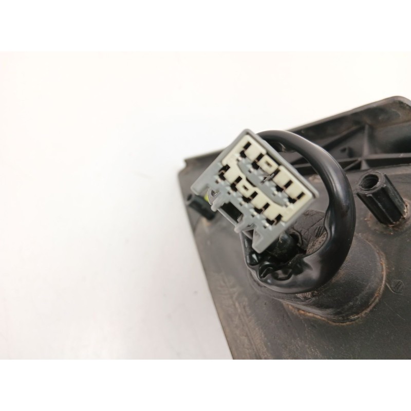 Recambio de retrovisor derecho para ford mondeo iii sedán (b4y) 2.0 tdci referencia OEM IAM 3S71A17682HD  