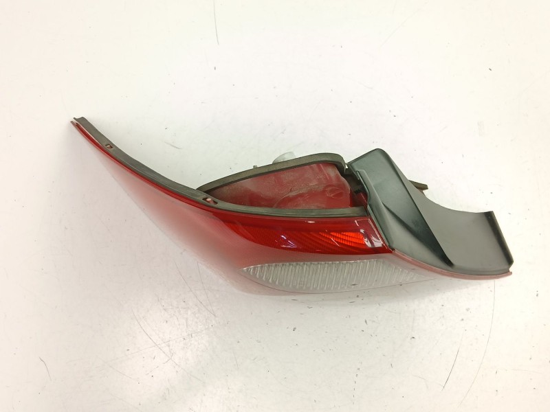 Recambio de piloto trasero izquierdo para ford mondeo iii sedán (b4y) 2.0 tdci referencia OEM IAM 3S7113405A  