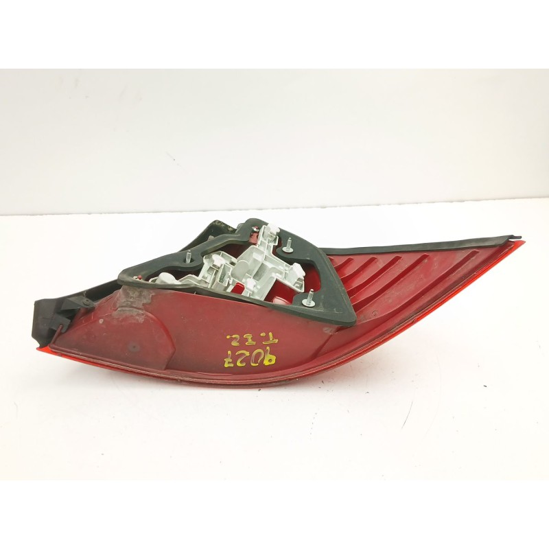 Recambio de piloto trasero izquierdo para ford mondeo iii sedán (b4y) 2.0 tdci referencia OEM IAM 3S7113405A  