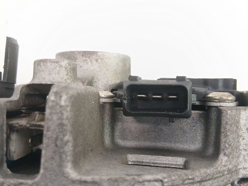 Recambio de alternador para ford mondeo ii sedán (bfp) 1.8 td referencia OEM IAM R97BB10300BB1  97BB10300BA