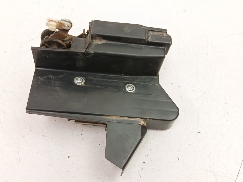 Recambio de cerradura puerta trasera derecha para dacia sandero ii (b8_) 1.5 dci referencia OEM IAM 825022281R  