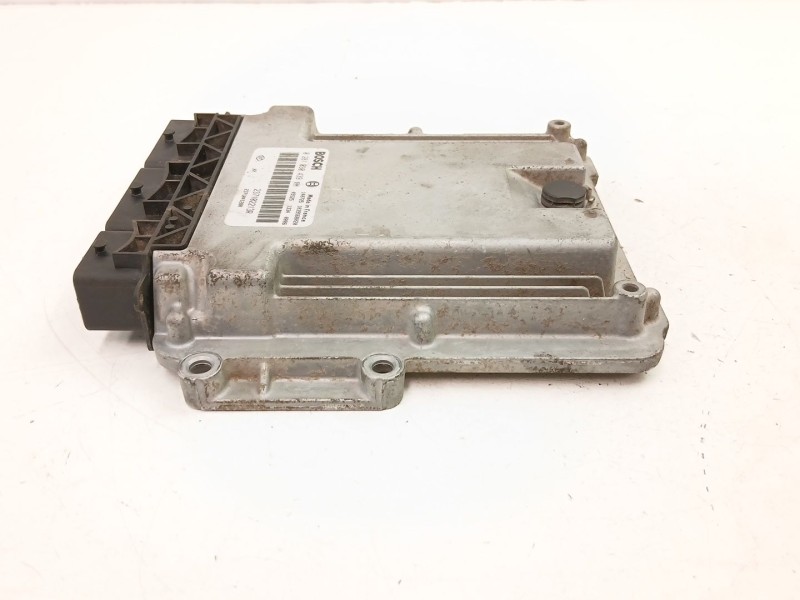 Recambio de centralita para dacia sandero ii (b8_) 1.5 dci referencia OEM IAM 237102213R 0281030439 
