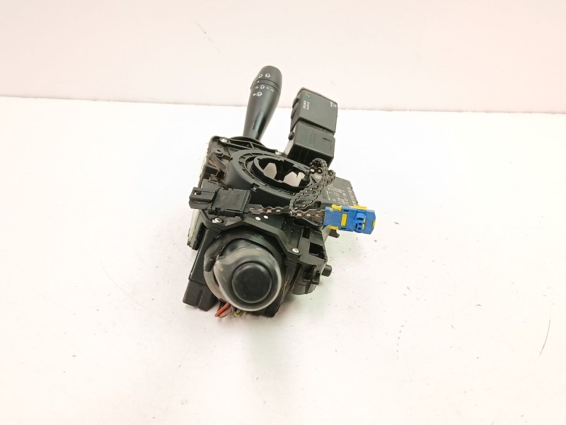 Recambio de mando luces y limpias para dacia sandero ii (b8_) 1.5 dci referencia OEM IAM 681726046R  