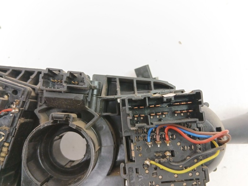 Recambio de mando luces y limpias para dacia sandero ii (b8_) 1.5 dci referencia OEM IAM 681726046R  