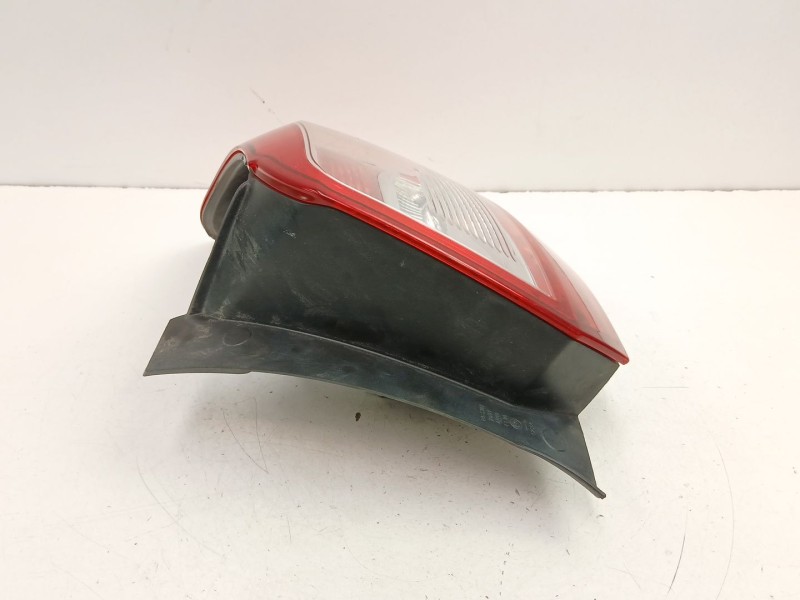 Recambio de piloto trasero derecho para dacia sandero ii (b8_) 1.5 dci referencia OEM IAM 265506669R  