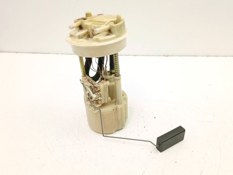 Recambio de bomba combustible aforador para fiat punto (176_) 75 1.2 referencia OEM IAM 46427664 09751769902 