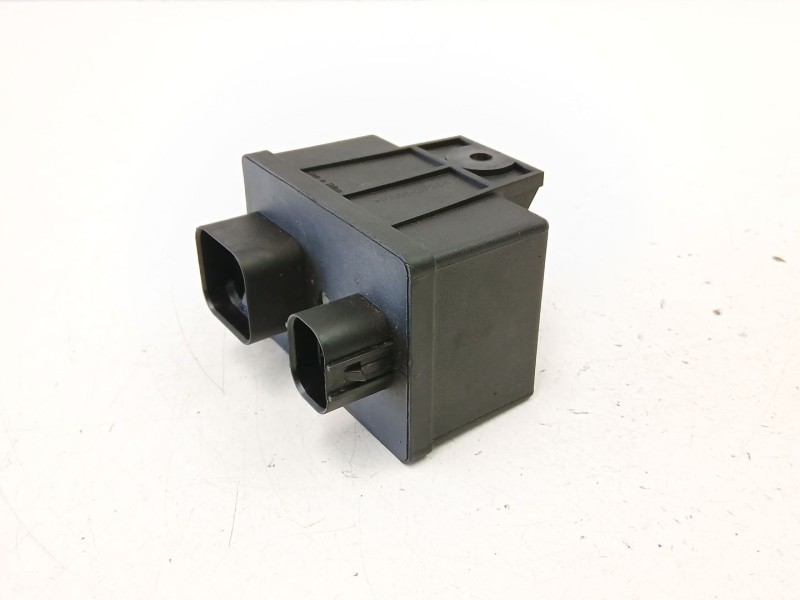 Recambio de caja calentadores para fiat freemont (345_) 2.0 jtd referencia OEM IAM 68079153AA 0281003060 