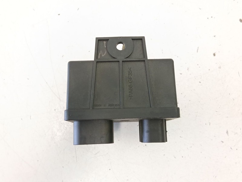 Recambio de caja calentadores para fiat freemont (345_) 2.0 jtd referencia OEM IAM 68079153AA 0281003060 