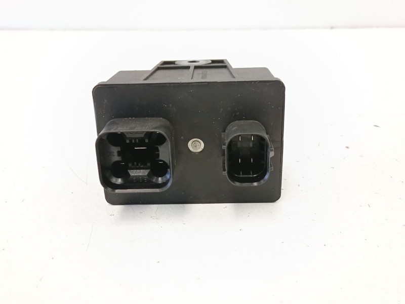 Recambio de caja calentadores para fiat freemont (345_) 2.0 jtd referencia OEM IAM 68079153AA 0281003060 