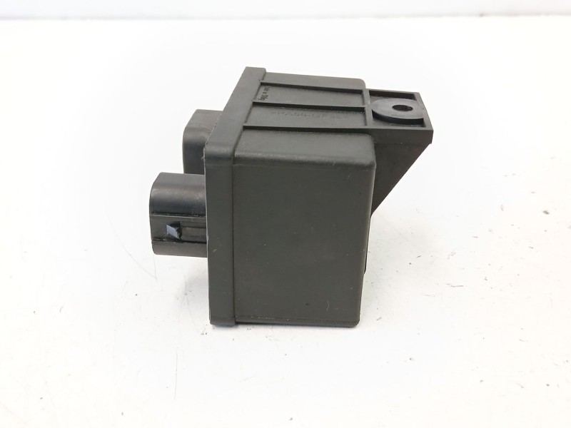 Recambio de caja calentadores para fiat freemont (345_) 2.0 jtd referencia OEM IAM 68079153AA 0281003060 