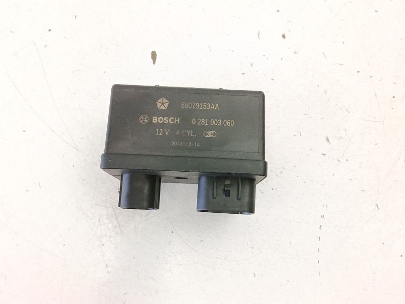 Recambio de caja calentadores para fiat freemont (345_) 2.0 jtd referencia OEM IAM 68079153AA 0281003060 