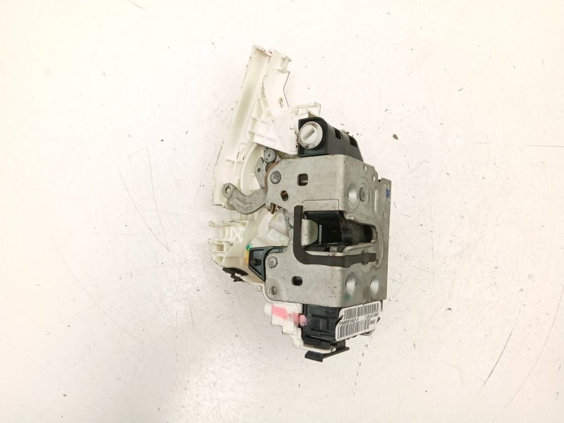 Recambio de cerradura puerta trasera izquierda para fiat freemont (345_) 2.0 jtd referencia OEM IAM 04589915AD  