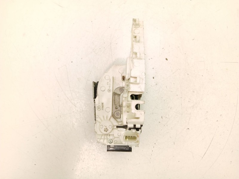 Recambio de cerradura puerta trasera izquierda para fiat freemont (345_) 2.0 jtd referencia OEM IAM 04589915AD  