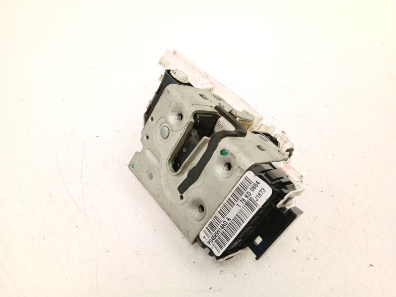 Recambio de cerradura puerta trasera derecha para fiat freemont (345_) 2.0 jtd referencia OEM IAM 04589914AD  