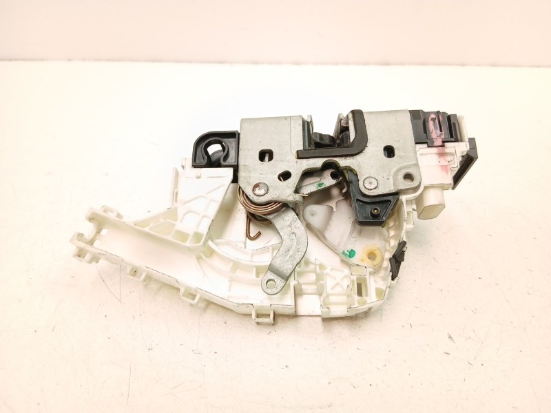 Recambio de cerradura puerta delantera izquierda para fiat freemont (345_) 2.0 jtd referencia OEM IAM 04589913AE  
