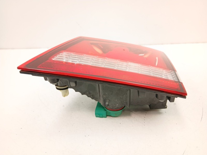 Recambio de piloto porton derecho para fiat freemont (345_) 2.0 jtd referencia OEM IAM 68078516AE  