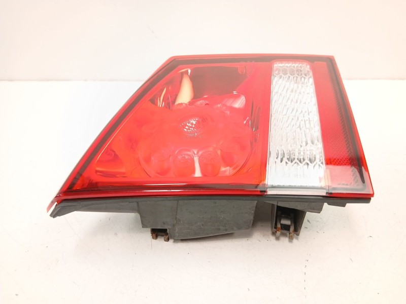 Recambio de piloto porton izquierdo para fiat freemont (345_) 2.0 jtd referencia OEM IAM 68078517AE  