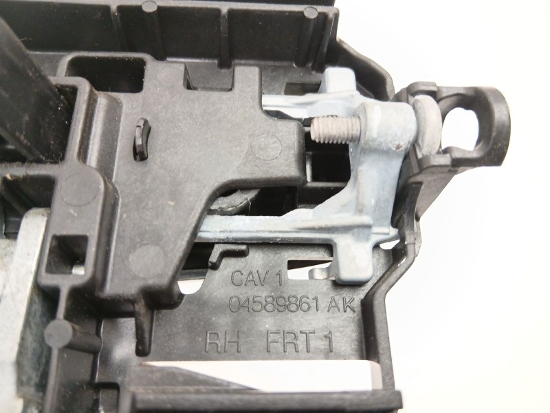 Recambio de manilla delantera derecha para fiat freemont (345_) 2.0 jtd referencia OEM IAM 04589861AK  K04589861AK