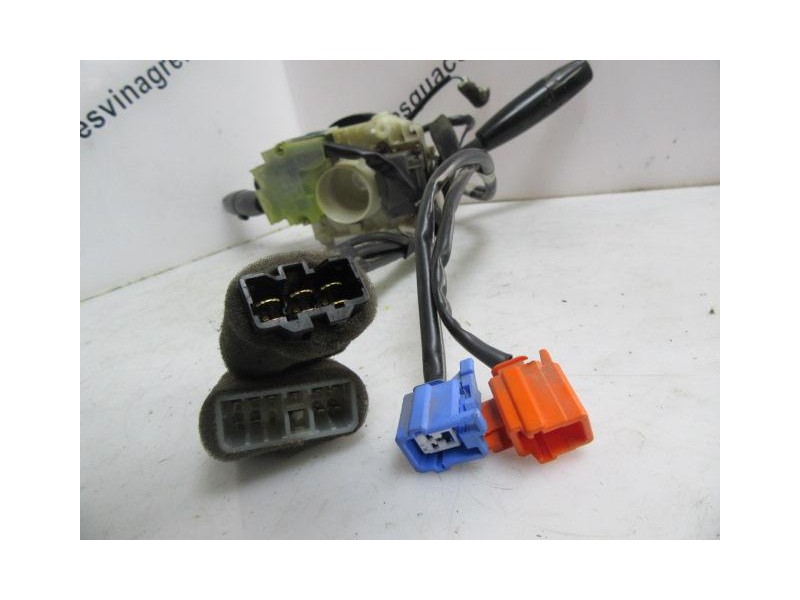 Recambio de mando luces y limpias : kia carens : 1.8 g /tb (110,13cv) [2001] para kia carens 1.8 g /tb referencia OEM IAM   