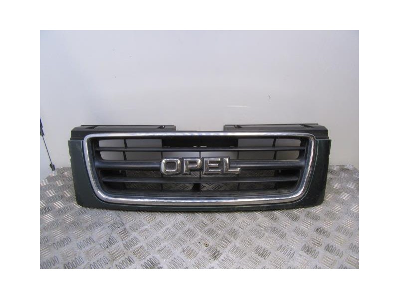 Recambio de rejilla : opel monterey : 3.0 td (159,07cv) [1999] para opel monterey 3.0 td referencia OEM IAM   