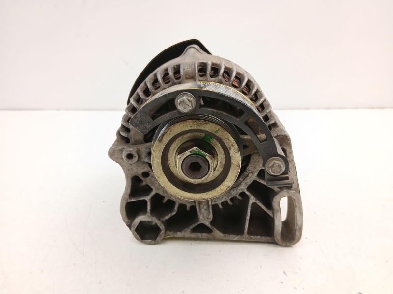 Recambio de alternador para fiat punto (176_) 75 1.2 referencia OEM IAM 46407646 63321604 
