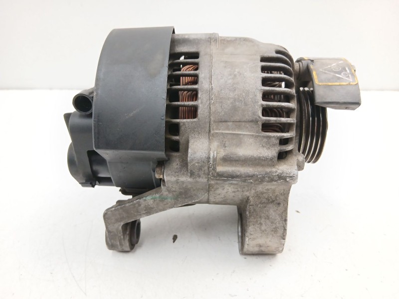 Recambio de alternador para fiat punto (176_) 75 1.2 referencia OEM IAM 46407646 63321604 