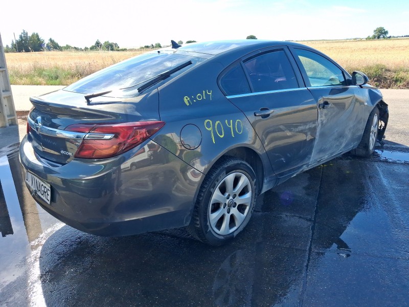 opel insignia a sedán (g09) del año 2013