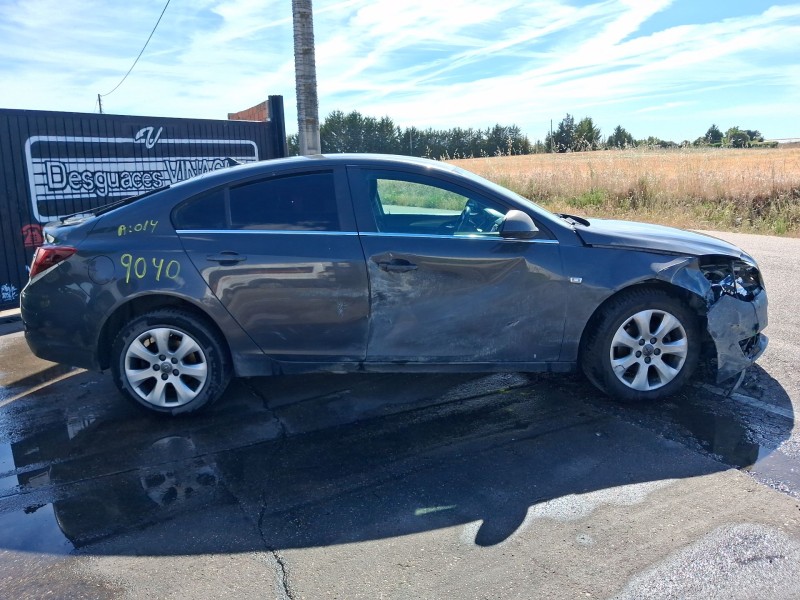 opel insignia a sedán (g09) del año 2013