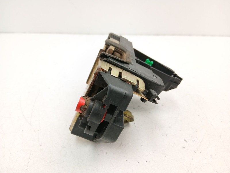 Recambio de cerradura puerta trasera izquierda para opel vectra b (j96) 1.6 i 16v (f19) referencia OEM IAM 90503995  