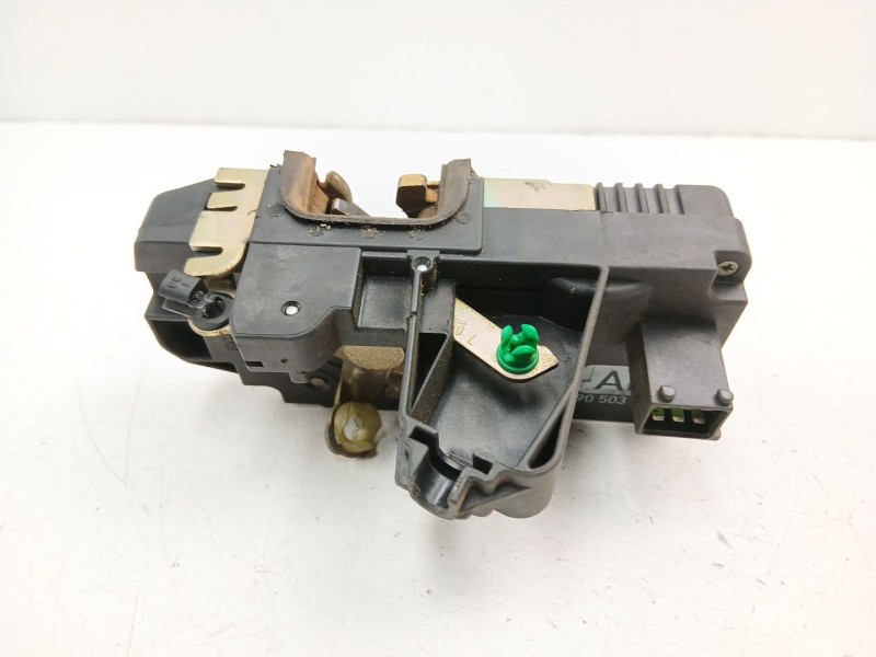 Recambio de cerradura puerta trasera izquierda para opel vectra b (j96) 1.6 i 16v (f19) referencia OEM IAM 90503995  