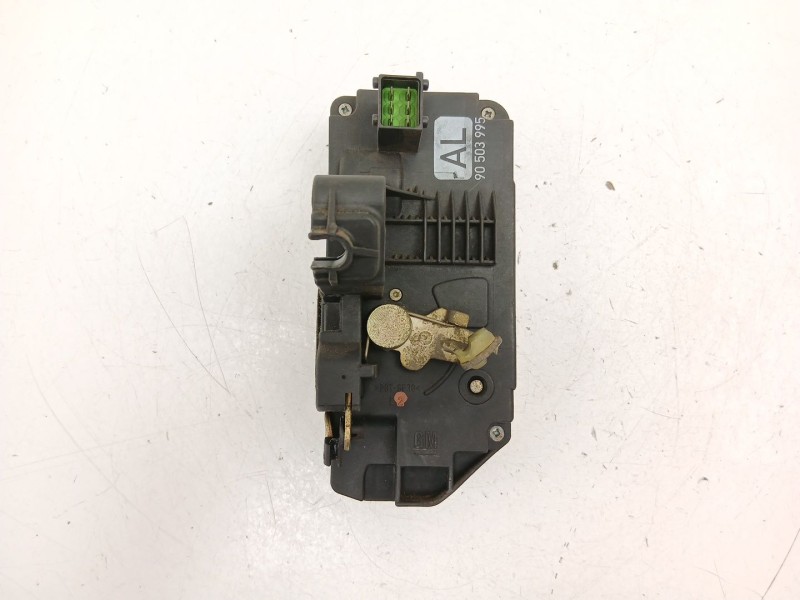 Recambio de cerradura puerta trasera izquierda para opel vectra b (j96) 1.6 i 16v (f19) referencia OEM IAM 90503995  