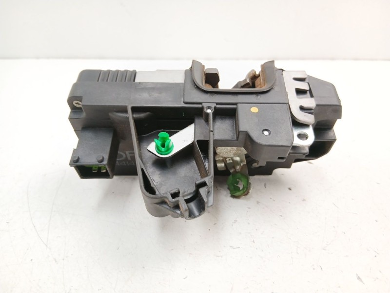 Recambio de cerradura puerta trasera derecha para opel vectra b (j96) 1.6 i 16v (f19) referencia OEM IAM 24414131  