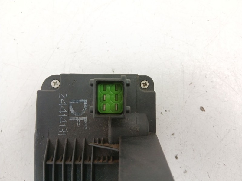 Recambio de cerradura puerta trasera derecha para opel vectra b (j96) 1.6 i 16v (f19) referencia OEM IAM 24414131  