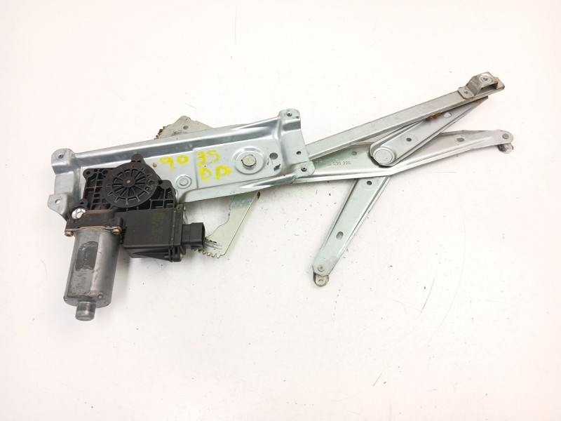 Recambio de elevalunas delantero derecho para opel vectra b (j96) 1.6 i 16v (f19) referencia OEM IAM 90520226  
