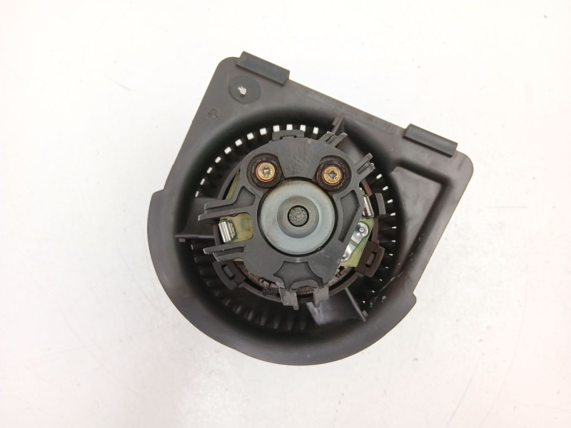 Recambio de motor calefaccion para opel vectra b (j96) 1.6 i 16v (f19) referencia OEM IAM 90568692 653731J 