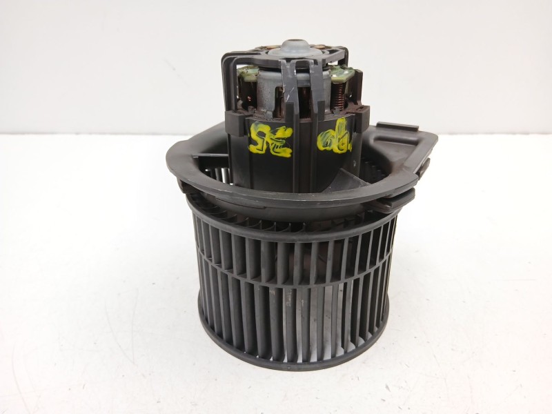 Recambio de motor calefaccion para opel vectra b (j96) 1.6 i 16v (f19) referencia OEM IAM 90568692 653731J 
