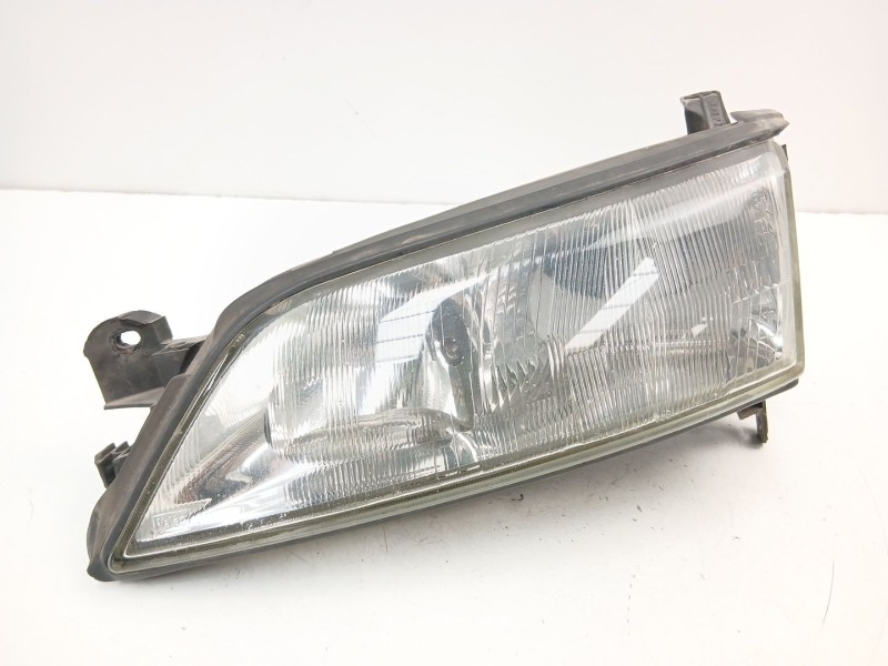 Recambio de faro izquierdo para opel vectra b (j96) 1.6 i 16v (f19) referencia OEM IAM 90464145  