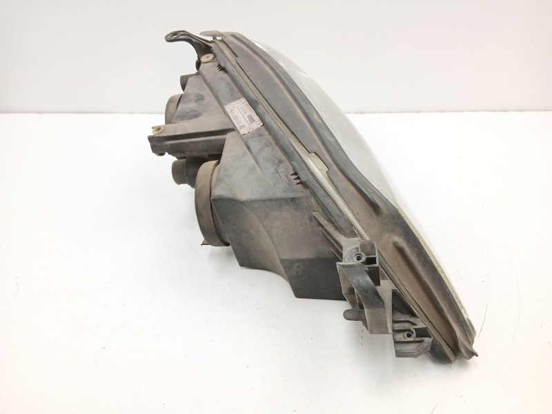 Recambio de faro izquierdo para opel vectra b (j96) 1.6 i 16v (f19) referencia OEM IAM 90464145  