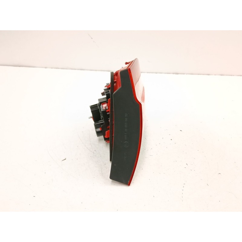 Recambio de piloto porton derecho para seat exeo st (3r5) 1.8 tsi referencia OEM IAM 3R9945094 89500361 