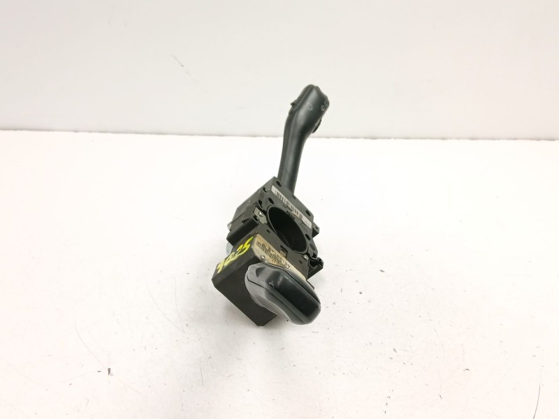 Recambio de mando luces y limpias para volkswagen golf iv (1j1) 1.9 tdi referencia OEM IAM 8L0953513G  4B0953503H